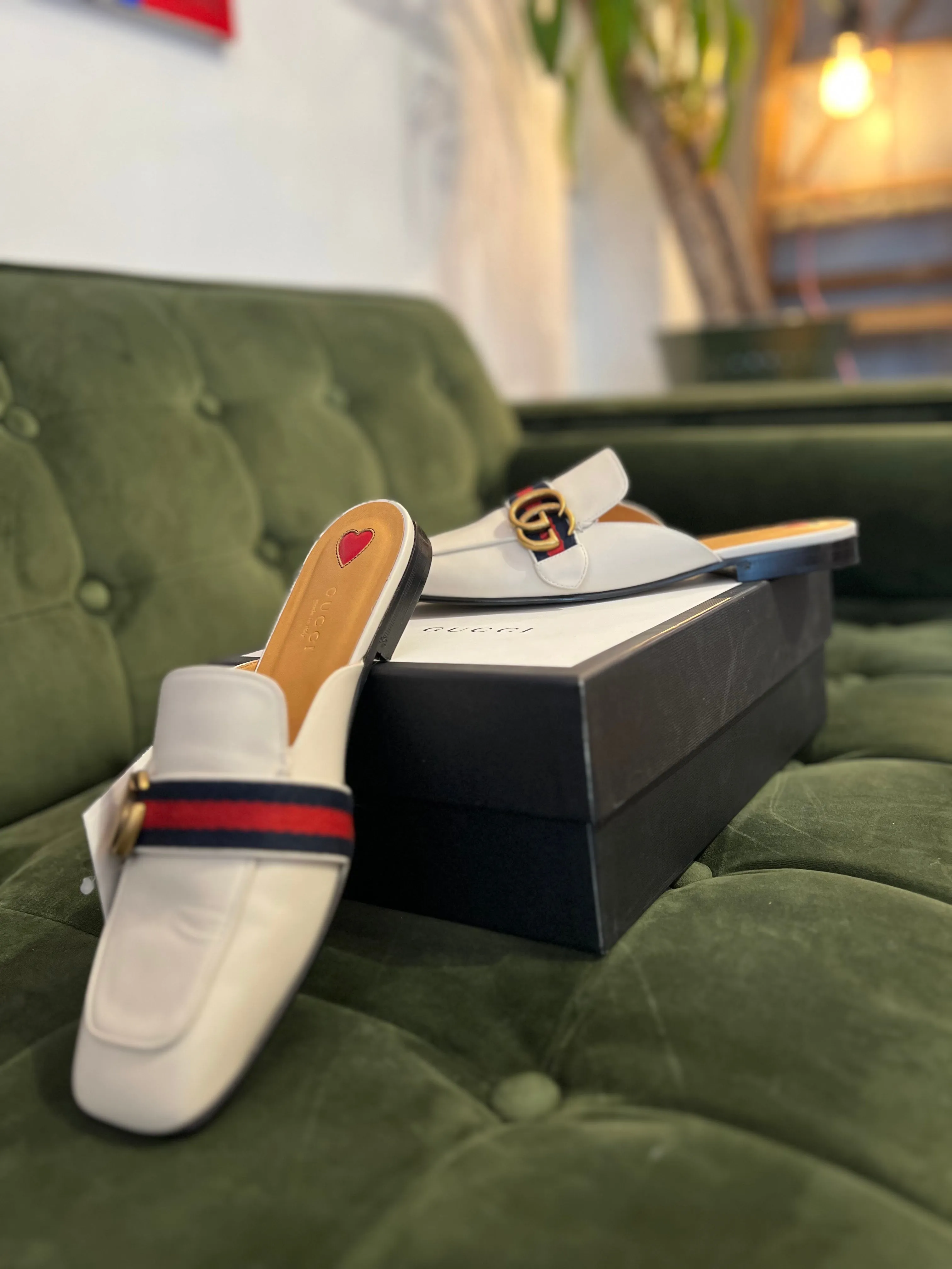 Gucci Size White Leather Slip Ons - uk 5.5