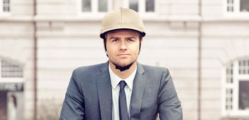 Yakkay Helmet - Cambridge Gold